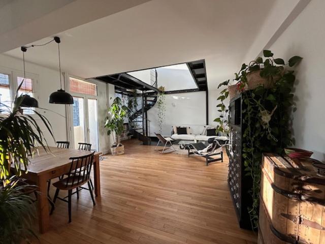 Duplex Apartment With Terrace And Closed Parking - Stade Charlety Paris Arcueil Bagian luar foto