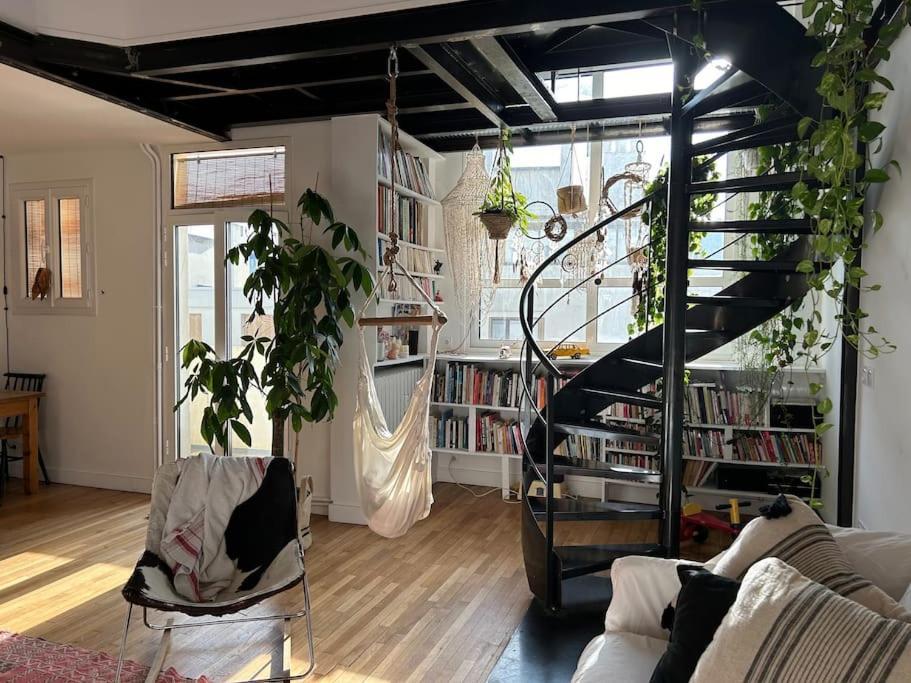 Duplex Apartment With Terrace And Closed Parking - Stade Charlety Paris Arcueil Bagian luar foto